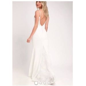 Lulu’s Taliana white lace button back wedding dress